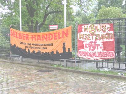 150825_hausbsetzng.jpg